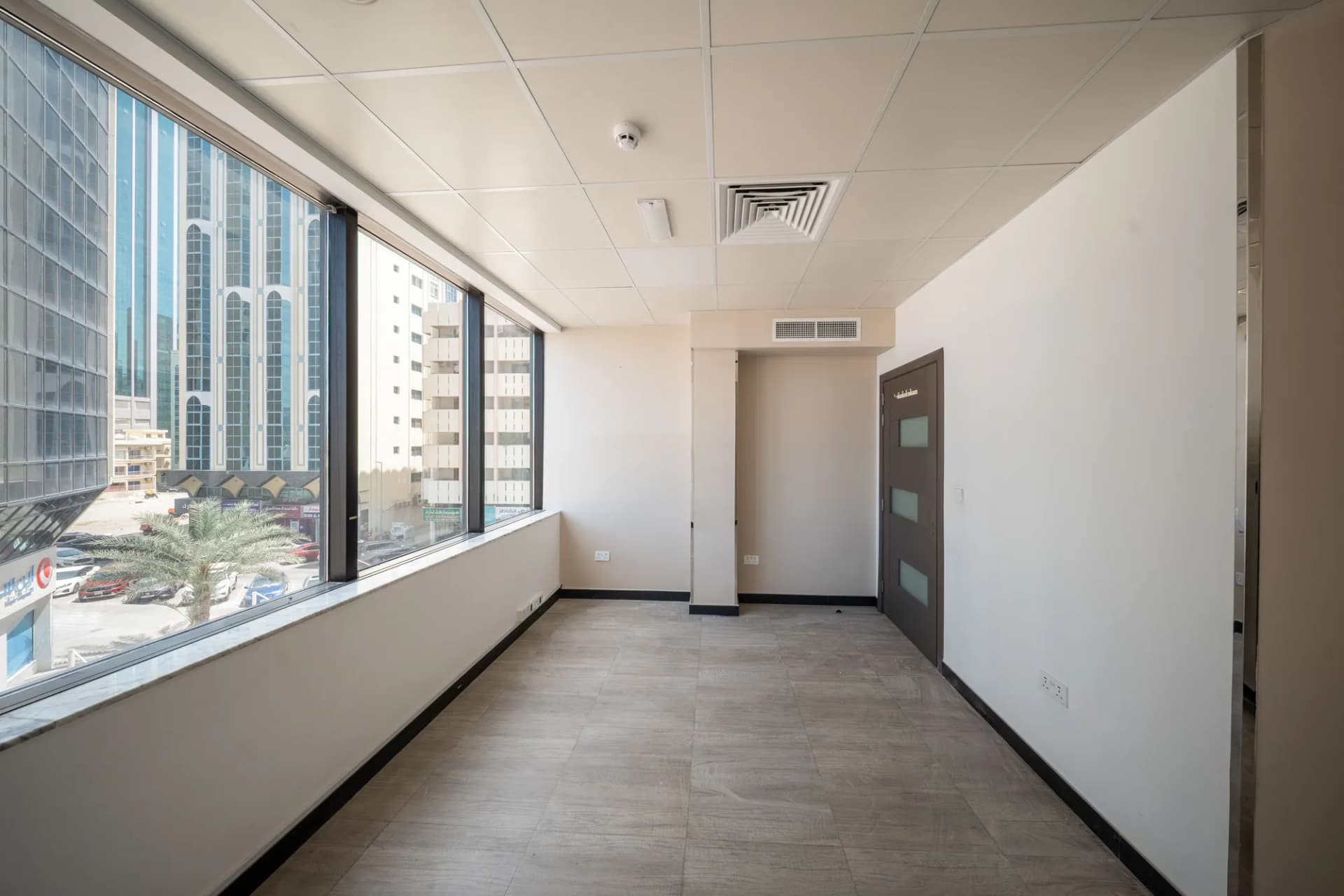 Office Space - Corniche Plaza