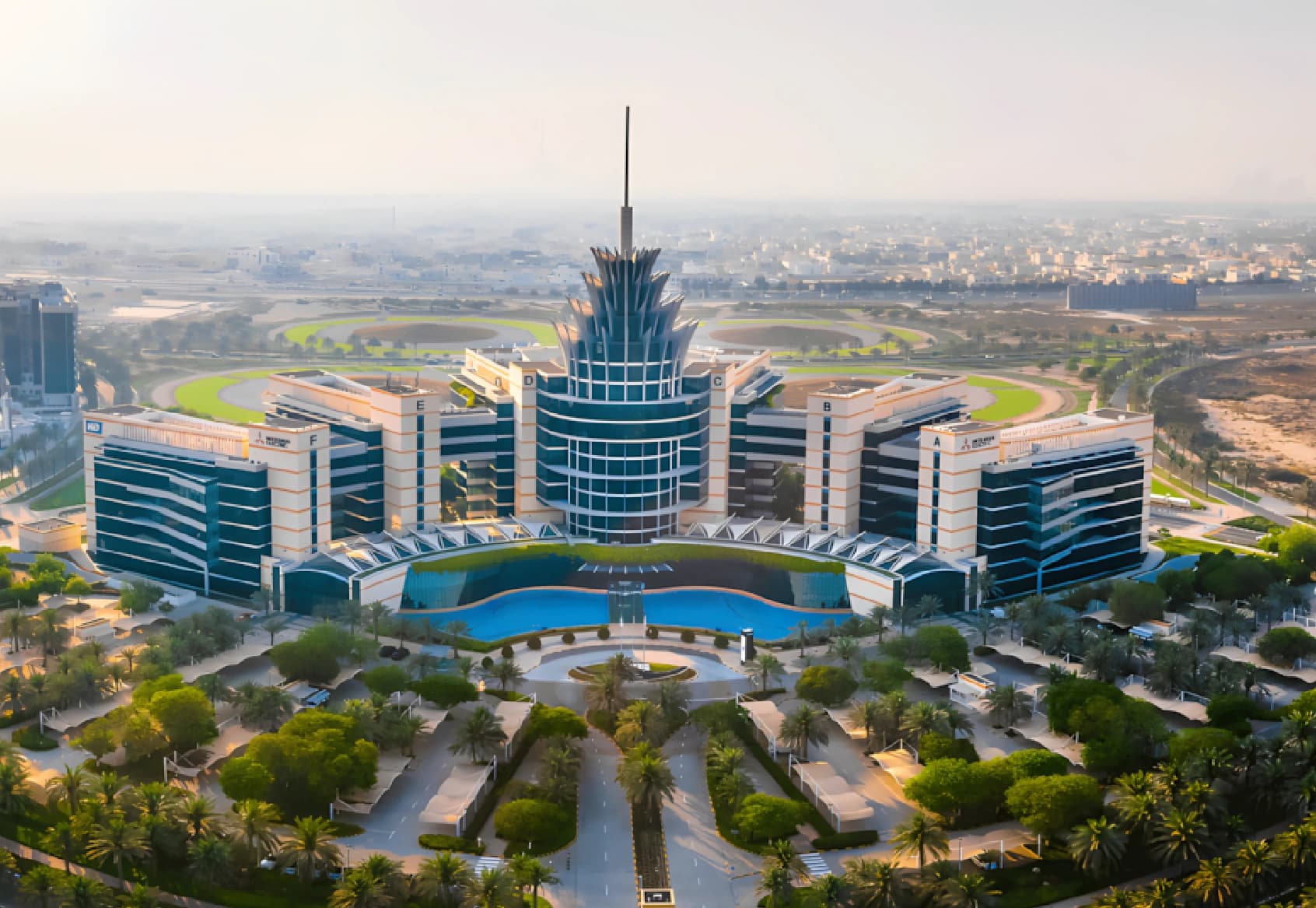 Dubai’s Investment Zones: Dubai South vs Dubai Silicon Oasis